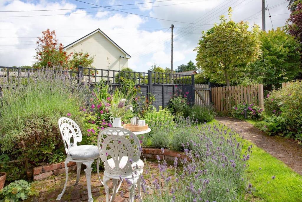 Orchard Cottage Сидмаут Экстерьер фото